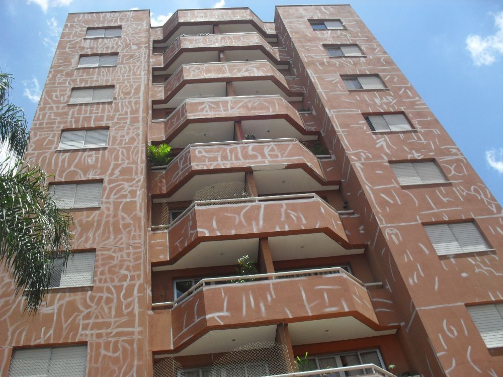Condominio Amelia de Jesus antes da pintura